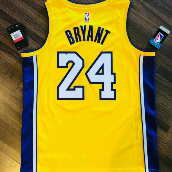 nike kobe bryant gear